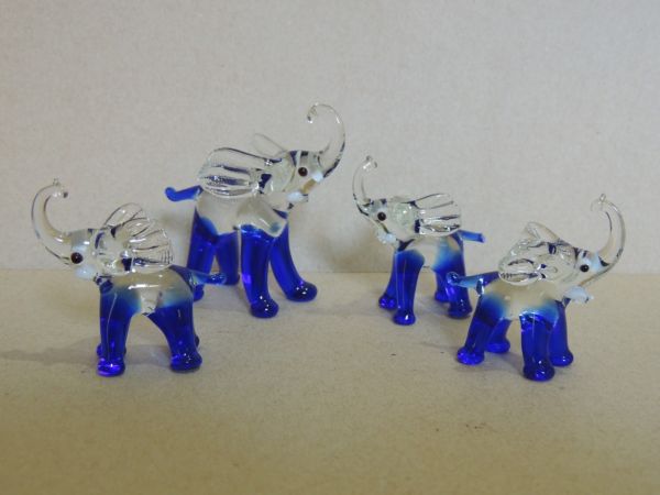 Elefante em Cristal de Murano Azul